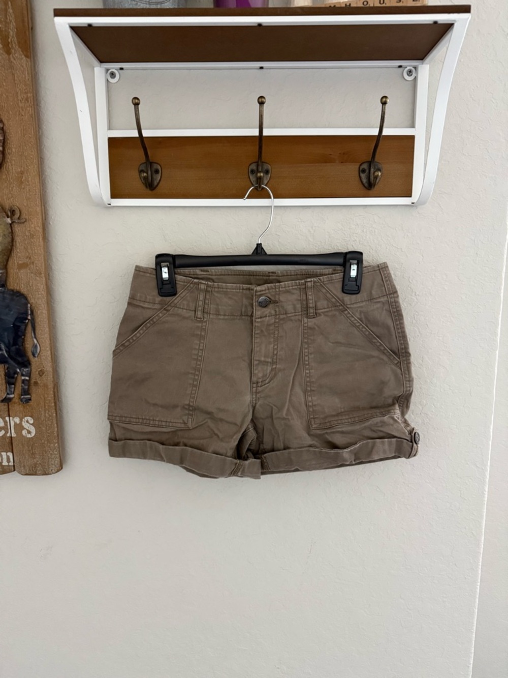 Magellan Outdoors Khaki Utility Roll-Cuff Shorts